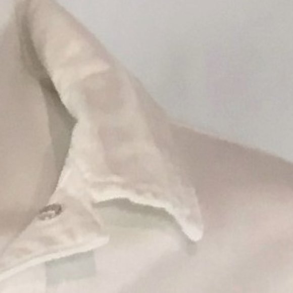 Guess Distressed Jean Jacket (new) - Picture 5 of 8